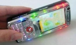 国产小屏幕手机最新爆料,极致便携，性能与颜值并存